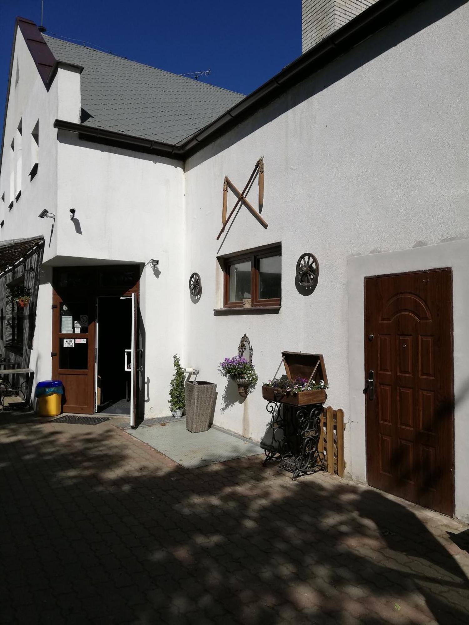 Hotel Kamenny Vrch Chomutov Exterior foto