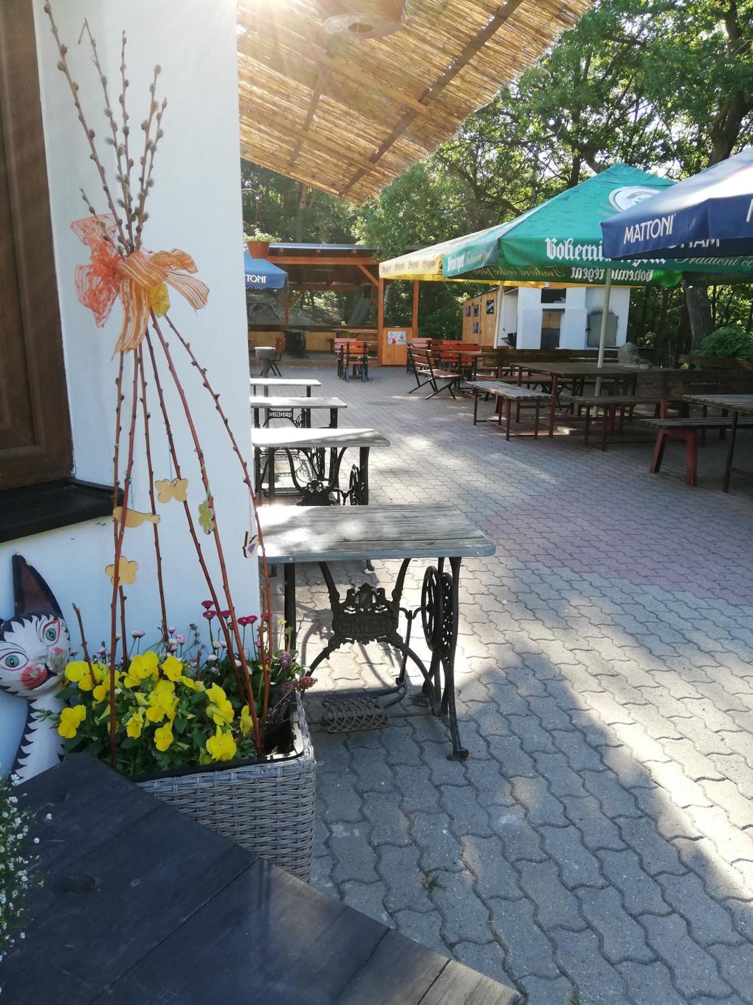 Hotel Kamenny Vrch Chomutov Exterior foto